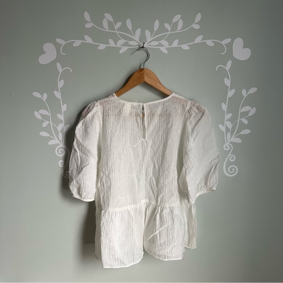 White H&M Puff Sleeve Blouse in size US M - Picture 5 of 7